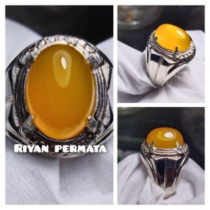 Cincin batu Sulaiman madu giwang