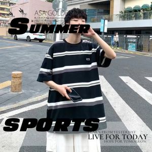 LHSunshine เสื้อยืดแนวสตรีท คูลๆ เสื้อโอเวอร์ไซซ์ทรงหลวม ใส่สบาย เนื้อผ้าคุณภาพดี - เสื้อยืดลาย หรือที่ทุกคนควรมีติดตู้ไว้ แมทช์ง่าย สำหรับนักแต่งโดย LHSunshine