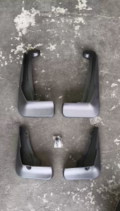 SEALION 5 MUDGUARD 2024 - 2026 OEM WITH SCREWS / MUD SPLASH GUARD