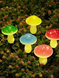Đèn Trang Trí Năng Lượng Mặt Trời Hình Nấm Nhiều Màu Sắc 8 Nấm Đèn LED - DA3037