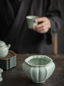 Jianshui Ceramic Tea Bowl Small Size with Copper Lid for Tea Wastebasket And Water Basin Traditional Chinese Style Handmade