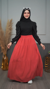 กระโปรงยาวแฟชั่น ไม่มีลาย ทรงขนมชั้นสีพื้น สวมใส่แล้วดูน่ารัก กระโปรงบานพริ้วผ้าเย็นใส่สบาย สวมใส่ได้หลากหลายโอกาส KA17