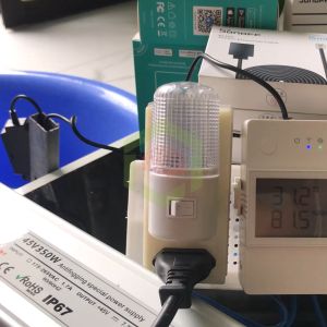 Công tắc cảm biến độ ẩm và nhiệt độ thông minh Sonoff TH Elite giám sát qua điện thoại