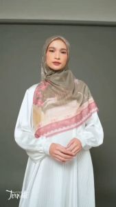 Nibras Ternate Scarves Jilbab Segiempat 120x120 cm Coklat Olive Ungu Tua Apricot Biru Voal Ultra