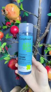 Toner Compliment AHA BHA acids sạch sâu giảm mụn se khít chân lông (XANH) 200ml