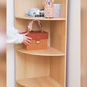 VVM ชั้นวางหนังสือ ชั้นวางมุมพื้น ชั้นวางหนังสือในห้องนั่งเล่น ชั้นวางหนังสือมุมบ้าน ห้องนอน ตู้แคบ ชั้นวางมุม ตู้มุม ช่องว่าง ชั้นวางมุม