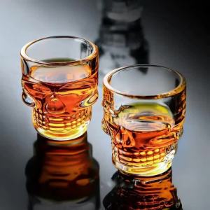 Halloween Gifts Skull Head Shot Glass Cup Creative Clear Crystal Wine Cup Liquor Whisky Vodka Beer Steins for Party Bar