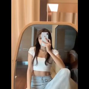 พร้อมส่งร้านไทย เสื้อครอป เสื้อครอปเเฟชั่นน่ารัก เสื้อครอปเซ็กซี่นิดๆ เสื้อครอปคอกว้าง งานรัดรูปนมโต