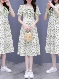 Váy Dài Tay Bồng Hoa Mùa Hè Mới Cho Nữ Váy Công Chúa Cổ Điển Váy Dài Đến Giữa Bắp Chân Không Tay Cổ Chữ V Màu Trơn