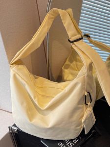 Lightweight Nylon Dumpling Bag Womens Casual Large Capacity Shoulder Crossbody Bag Popular Tote Bag for Young Women