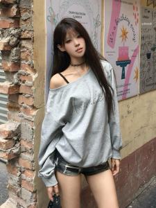 เสื้อฮู้ดคอตั้งสไตล์อเมริกันสำหรับผู้หญิง ทรงหลวม บาง ลำลอง ทรงสั้น ประดับเพชร แฟชั่นสตรีท ฤดูใบไม้ผลิและฤดูใบไม้ร่วง