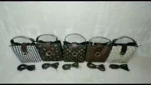 Calviero Collection G2961 TAS SELEMPANG FASHION SLINGBAG BUCKET IMPORT MOTIF HOUND STOOTH 1KG MUAT 2PCS