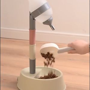 Pet water dispenser non-wet mouth cat and dog water dispenser adjustable vertical hanging cage kettle pet supplies