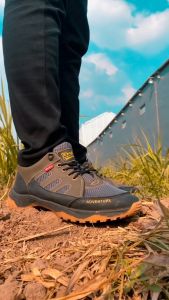 Sepatu Hiking Gunung Pria Touring Boots Kerja Adventure Kulit Tracking Olahraga Boot G016 Terbaru