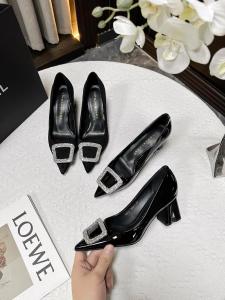 Commute Friendly Chunky Heel Single Shoes for Women Elegant Black Diamond Buckle High Heels Pointed Toe Fashionable Spring 2025