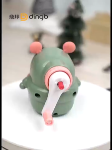 Sanrio Hand Crank Cute Kuromi Mechanical Pencil Sharpener: A Must-Have for Creative Cartoon School Supplies