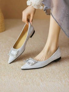 Reemoor | Crystalline Silver Low Heel Flats