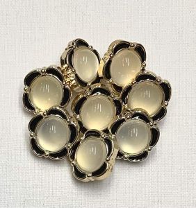 5 nút kiểu 13mm hình hoa.