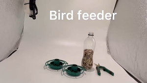 Pemberi Makan Burung / Pakan Minum Burung / Minum Dispenser Burung