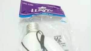 Fitting / Tempat Lampu Cabang Tali Tarik