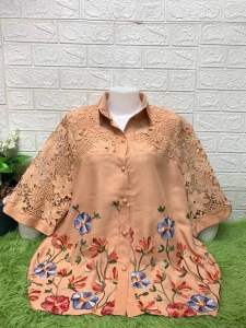 เสื้อลินิน คอปก กระดุมหน้า งานปัก อก 48-50 นิ้ว เสื้อคุณแม่ใส่สวยๆได้ทุกโอกาสค่ะ