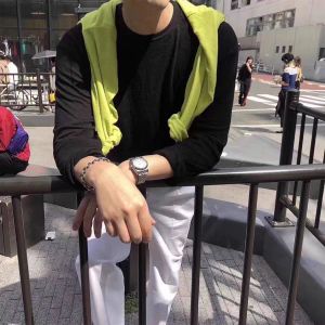 เสื้อยืดผ้าฝ้ายผู้ชายระบายอากาศหลวมพอดีแขนยาวป้องกันแสงแดดเสื้อลําลองสปอร์ตสําหรับทุกฤดูกาล