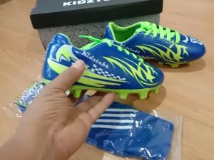 KIDZTUBS Sepatu Sepak Bola Anak Laki Laki Size 28 29 30 31 32 33 34 35 36 37 KDZ 1435231124