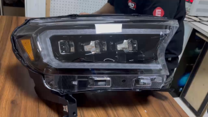 YE-139 VLAND 2013-2019 FORD EVEREST/RANGER T6 T7 T8 HEADLAMP Double Left Amber