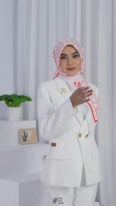 Jilbab Segiempat Special Kemerdekaan by Hijab Arrafi