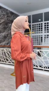 MOLDY SHIRT POLOS OVERSIZE Blouse wanita Pakaian wanita