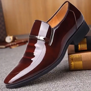 2024 Fashion Style Mens Luxury Fashion Oxford Dress Shoes Slip on Business Formal Shoes Comfortable PU Leather Loafer Shoes