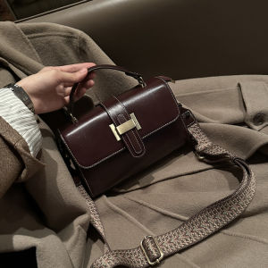 Elegant Small Square Leather Shoulder Bag for Women Spring 2025 Fashion Casual Handbag Lightweight Single Strap Crossbody Bag