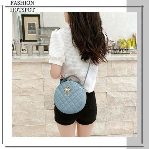 QLshop ส่งจากไทย กระเป๋าสะพายแฟชั่นใหม่ล่าสุด งานสวยทรงดี จึ้งเกินนน รุ่นนี้พกพาง่ายแมทช์ได้กับทุกชุด ใช้ได้ทุกโอกาส จะวัยรุ่นหรือวัยทำงานบอกเลยว่า ปังแน่นอนนนน