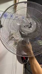 Quạt treo tường Asia VY377790 công suất 55W (giao màu ngẫu nhiên) - Hàng chính hãng