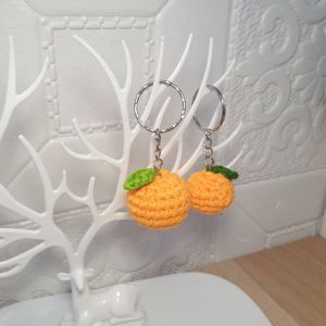 gantungan kunci jeruk / lucu / unik / gantungan kunci / keychain crochet / souvenir