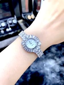 Đồng hồ nữ ROYAL CROWN 1412 fullbox