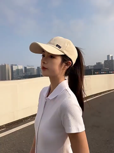 Topi Sport Wanita Simple Baseball Cap Topi Fashion Olahraga Korean Style Topi Anti Panas Topi Tenis Golf Premium