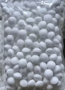 ALCAMPOR/NAPTHALENE MOAT BALLS (AVAILABLE 1KG500grms250grms)