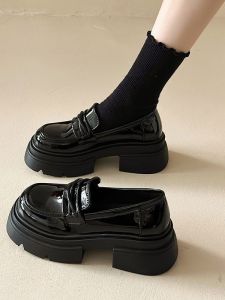 รองเท้า Loafers ทรงหนา ส้นสูง สำหรับผู้หญิง สไตล์อังกฤษ ฤดูใบไม้ร่วง 2025 รองเท้าแฟชั่น รองเท้าสวมสบาย ส้นแบน หนัง PU รองเท้าลำลอง