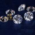 Kim Cương Moissanite. 