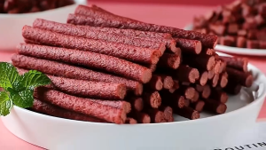 ขนมแท่งเนื้อวัวสำหรับฝึกสัตว์เลี้ยง ขนมสุนัขโปรตีนสูงและไขมันต่ําทําจากเนื้อวัวเพื่อปกป้องสุขภาพฟัน แพ็คละ 500 กรัมขนมสุ