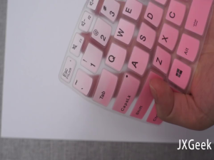 จัดส่งรวดเร็ว 15นิ้ว แผ่นซิลิโคน Silicone Keyboard สติ๊กเกอร์ติดคีย์บอร์ด ภาษาอังกฤษ สำหรับอุปกรณ์เสริม R700