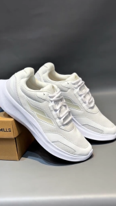 KING OF DRIBBLE Sepatu Running/Lari Mills Kaiser 9106401