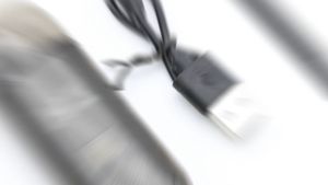 HIENA Electric Nose Hair Trimmer USB Charging With Digital Display Portable Waterproof Nose Hair Trimmer Face Care Tools