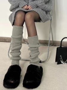 ถุงเท้าถักสำหรับผู้หญิง ถุงเท้าถักยาว ถุงเท้าข้อสั้นสไตล์ฮาราจูกุ ถุงเท้าแบบยาวปานกลาง ผ้าฝ้ายผสมโพลีเอสเตอร์