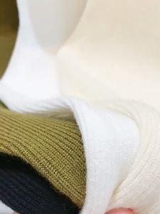 Atasan Vest Knit Turtle Neck Wanita Bahan Rajut Style / Atasan Wanita Vest Tanpa Lengan Knitted Half High Neck For Women SE P560