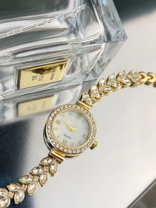 Jam Tangan Wanita Full Diamond Permata Mewah Bercahaya Asli Tahan Air Quartz Analog Quality Premium Original Dial Kecil New Model Terbaru Stainless Steel Titanium Tahan Karat Aksesoris Arloji Woman Watches Style Korea Cewek Dewasa Kekinian -JW14