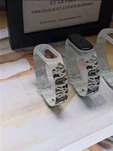 Mi Band 7 6 5 4 3 สายนาฬิกาทดแทนสายรัดข้อมูล ลายพรางที่นั้น ถูกนำไปใช้ในกีฬา