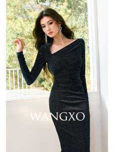 WANGXO | Đầm Bút Chì Ôm Body Hình Học Ánh Bạc Lấp Lánh Đính Kính Cổ Xéo