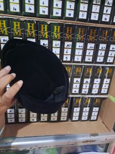 Peci Kota Kembang Hitam Manis Ac Bludru(Bisa Bayar Di Tempat)